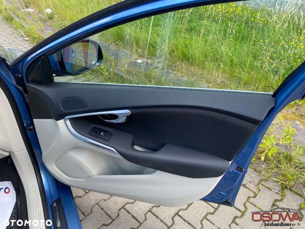 Volvo V40 D3 Drive-E Summum - 28
