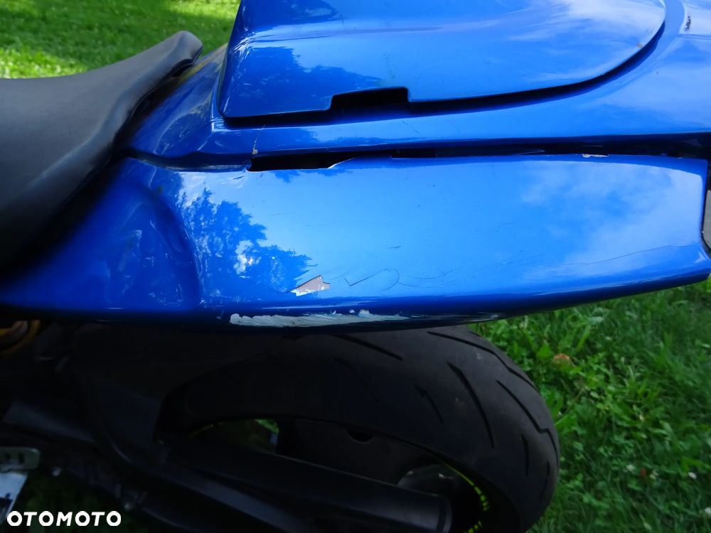 Suzuki GSX-R - 4
