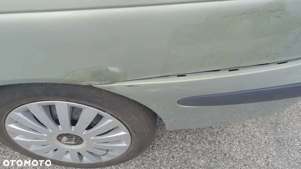 Renault Megane 1.6 - 12