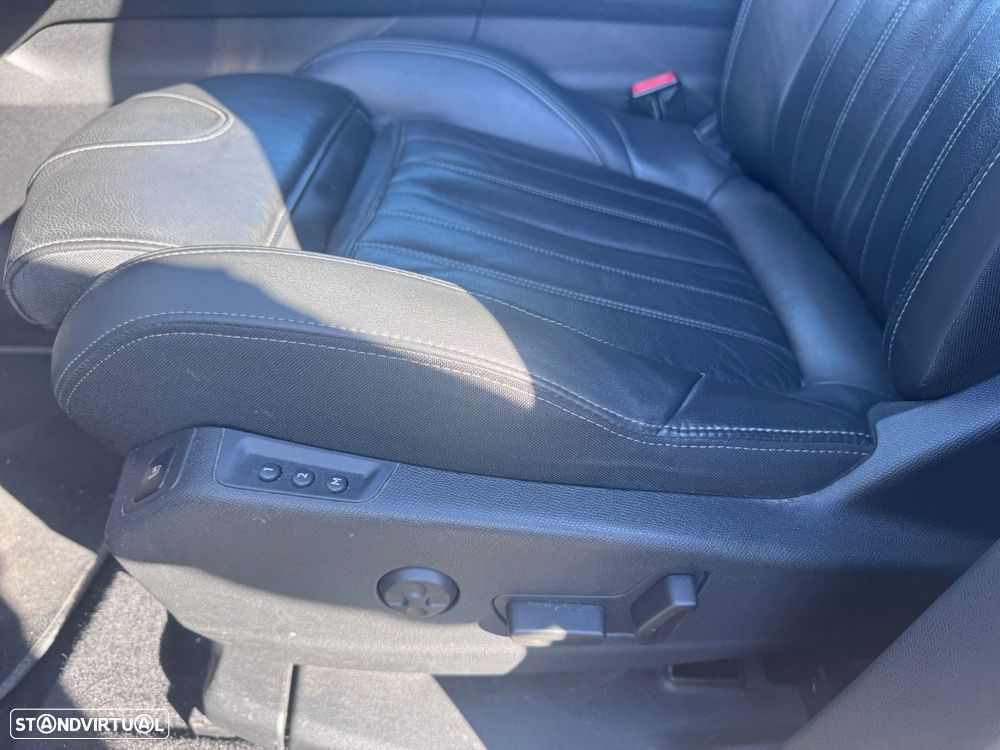 Peugeot 3008 1.2 PureTech Allure EAT8 - 11