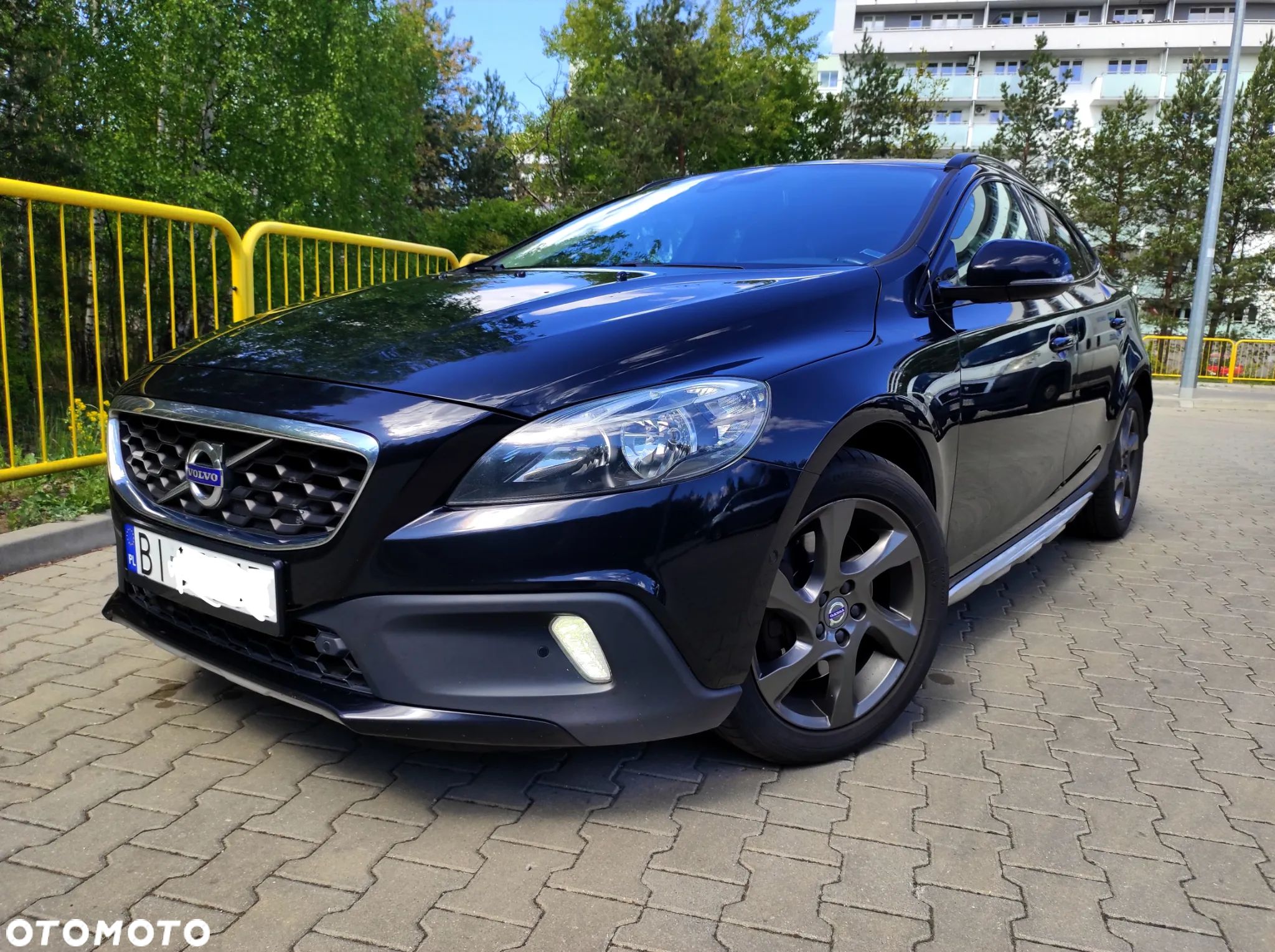 Volvo V40 Cross Country D3 - 1