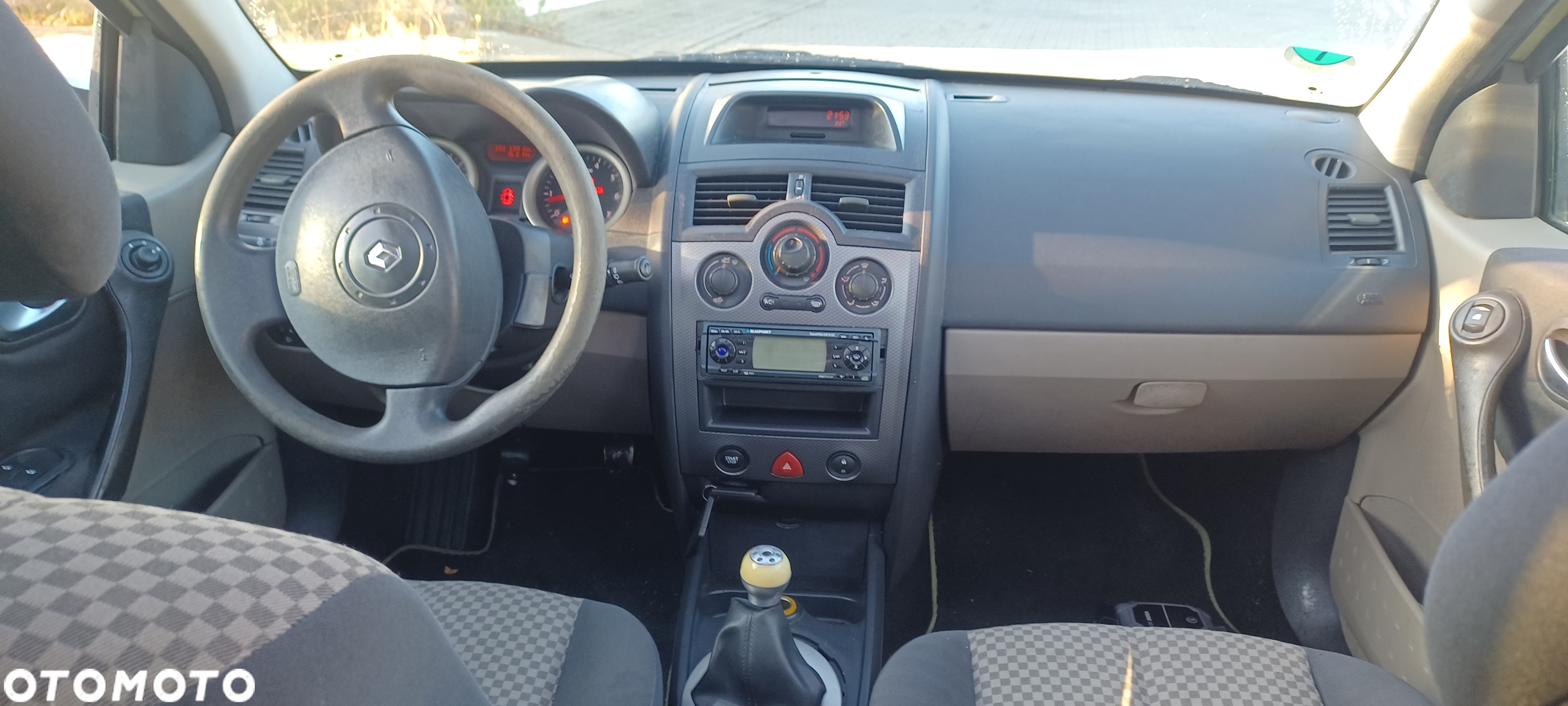 Renault Megane 1.6 Avantage - 11