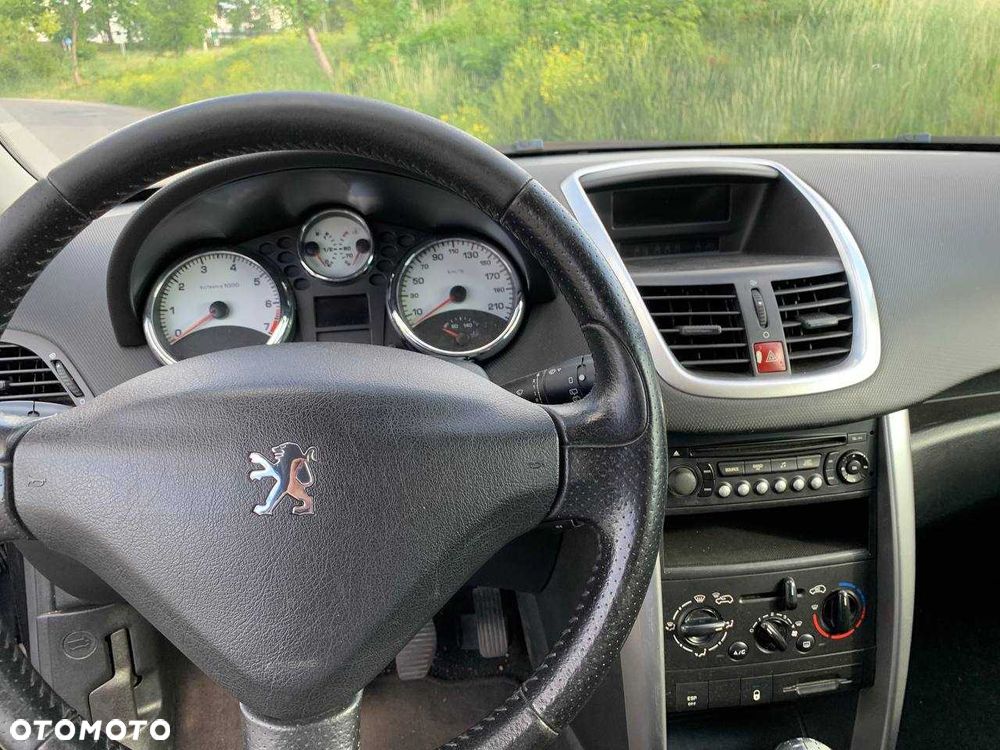 Peugeot 207 - 7