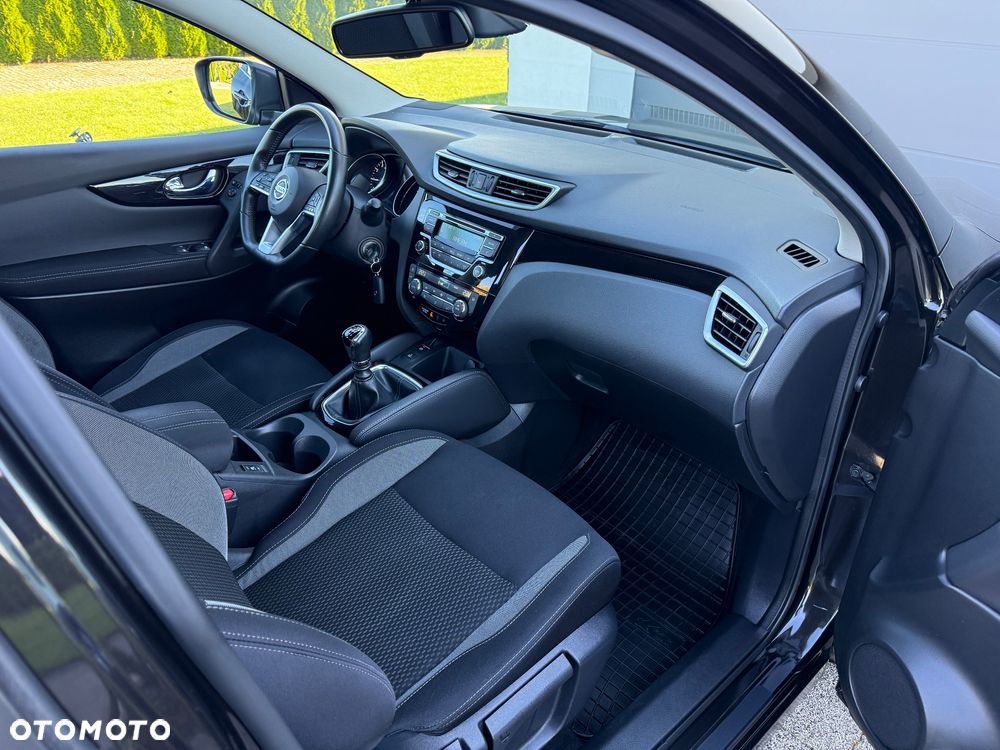 Nissan Qashqai 1.2 DIG-T N-Vision - 8