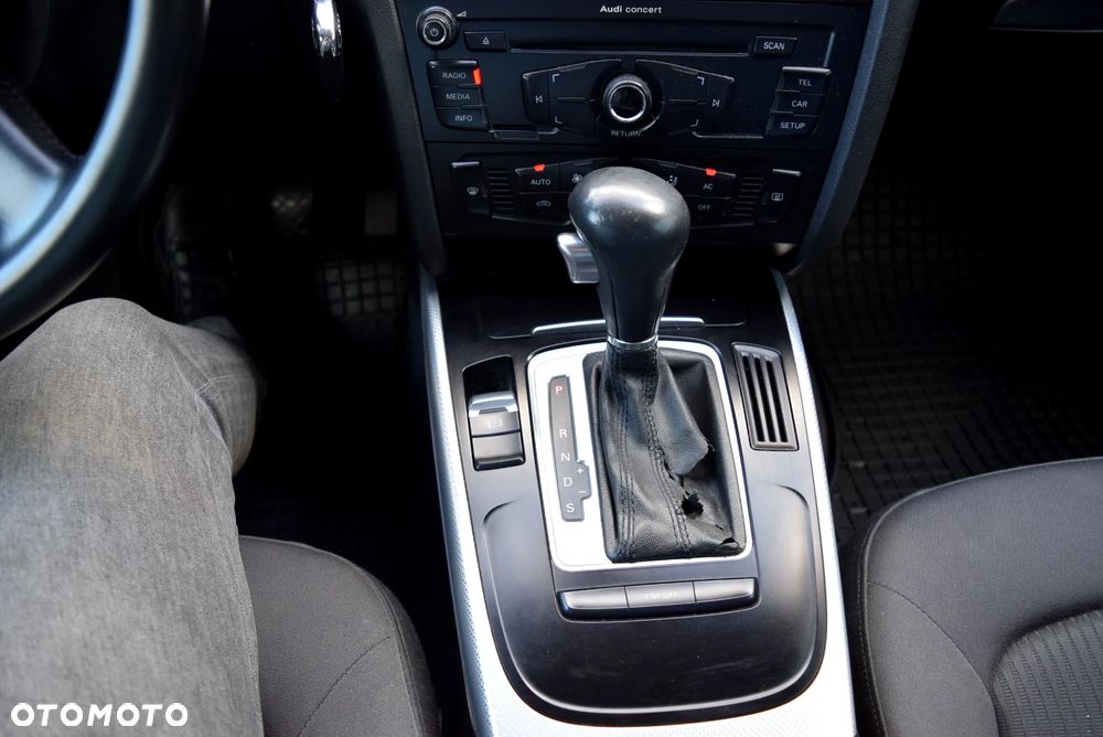 Audi A4 Limousine 2.0 TDI DPF multitronic Ambition - 20