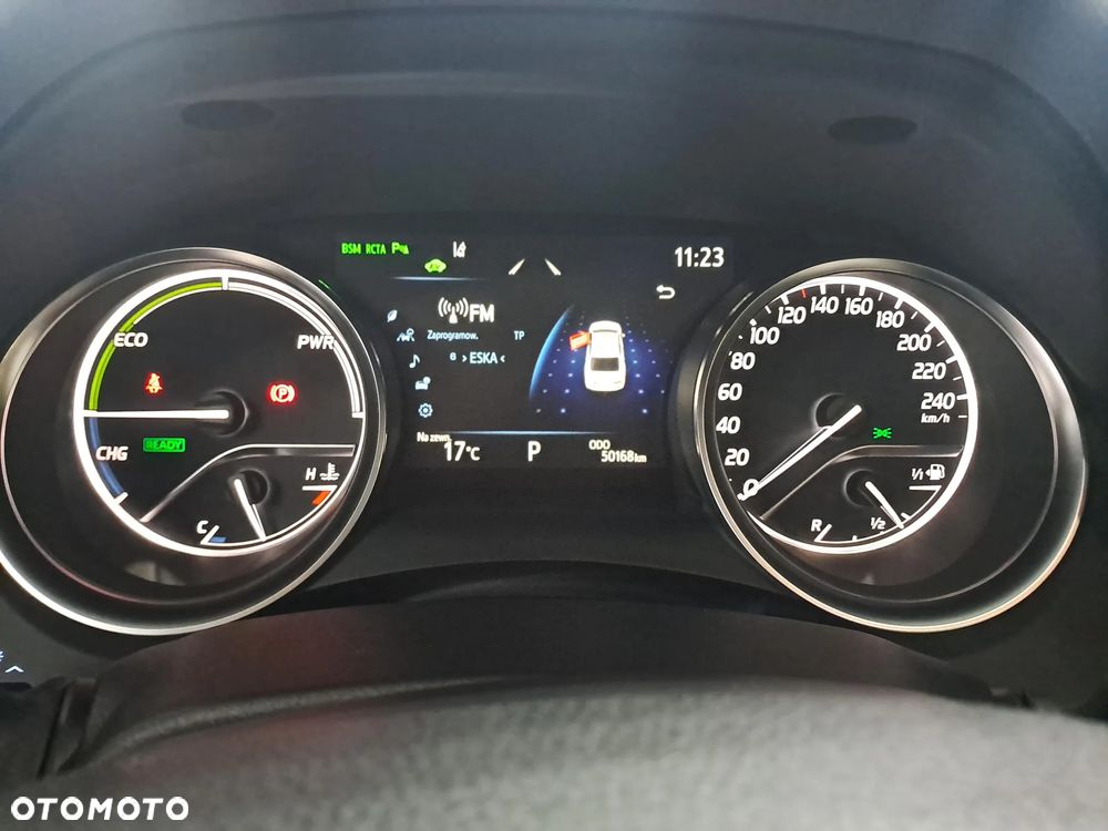 Toyota Camry 2.5 Hybrid Executive CVT - 23