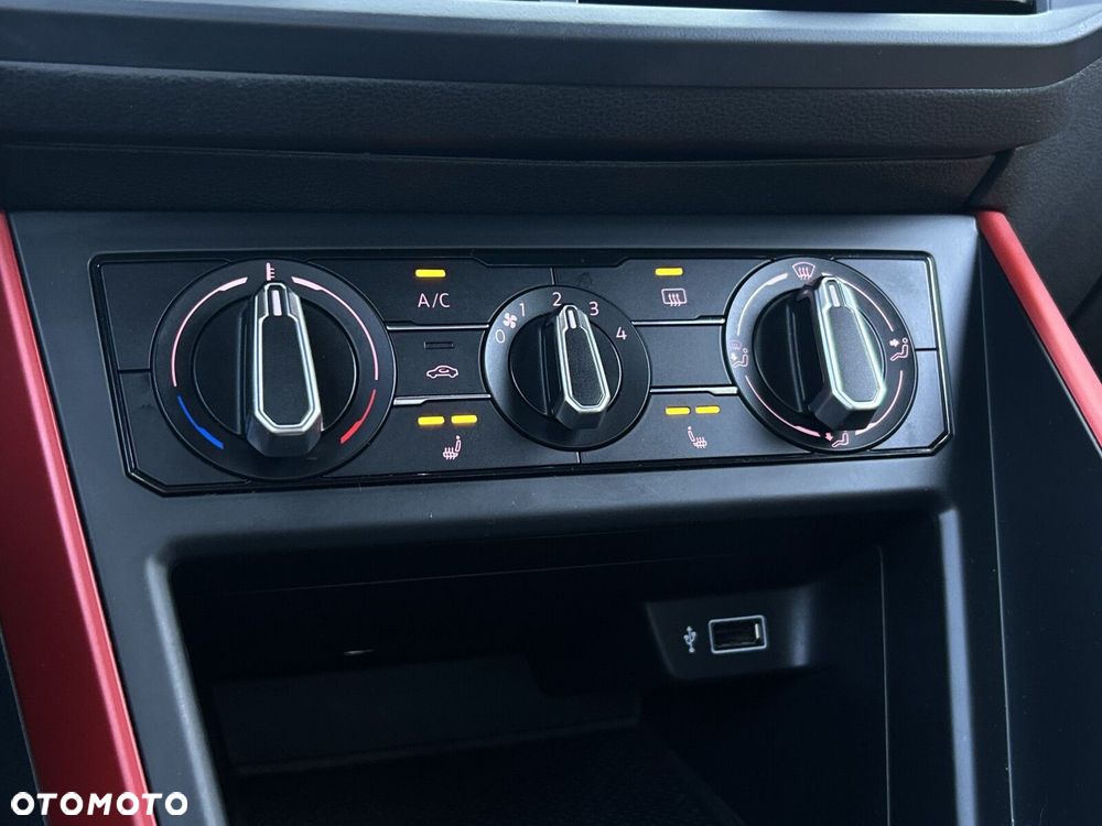 Volkswagen Polo 2.0 TSI GTI DSG - 27