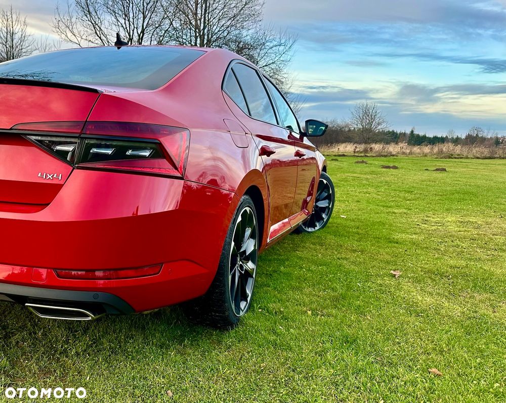 Skoda Superb 2.0 TSI 4x4 Sportline DSG - 7