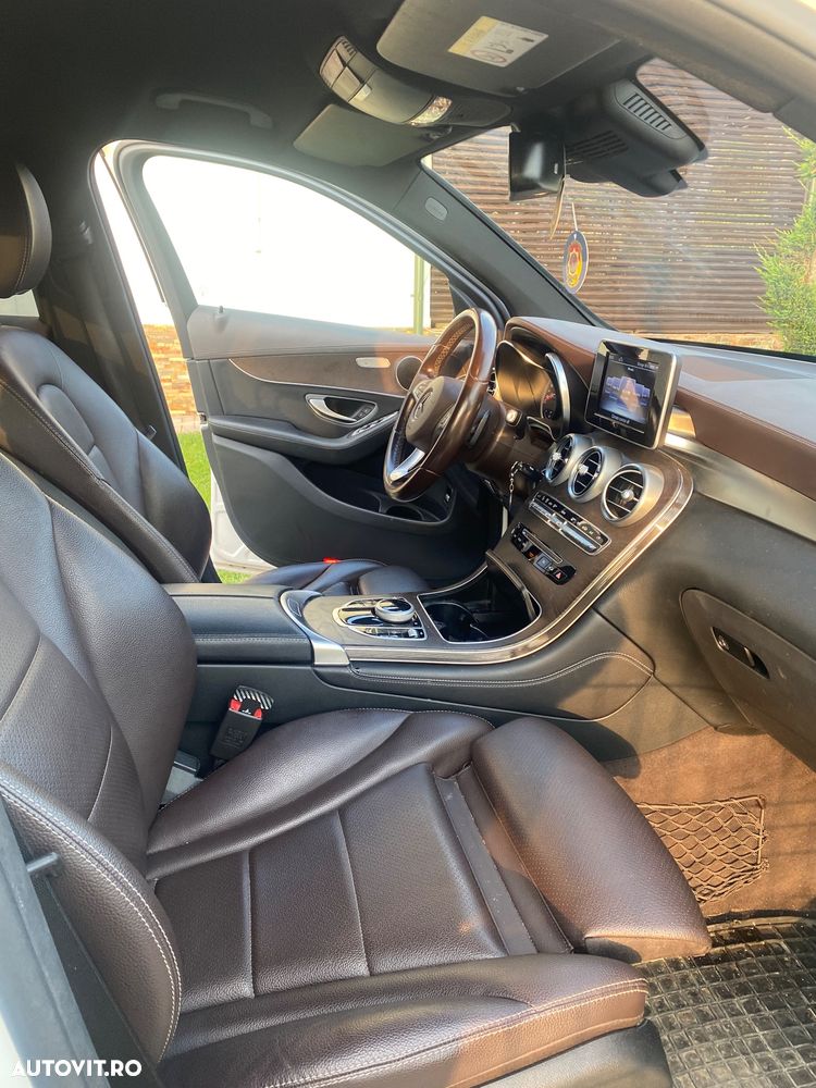 Mercedes-Benz GLC - 14