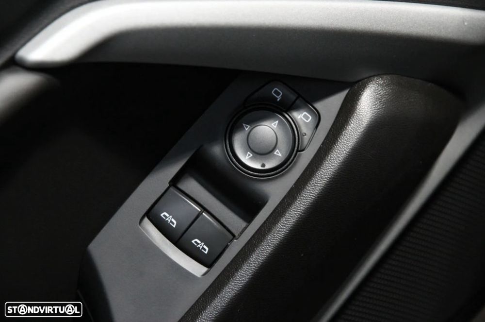 Chevrolet Camaro 2.0 Aut. - 23