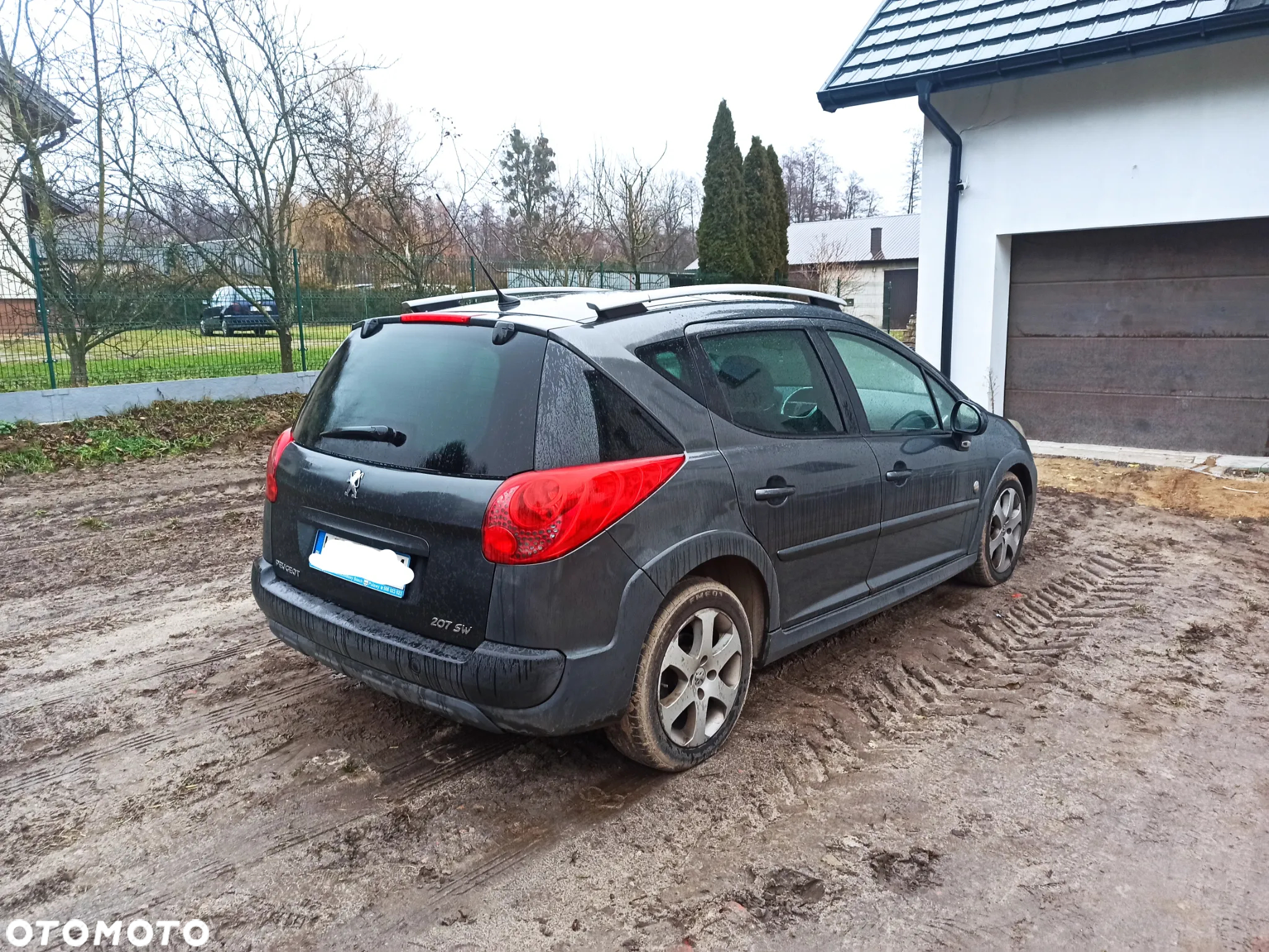 Peugeot 207 Outdoor 1.6 HDi - 2