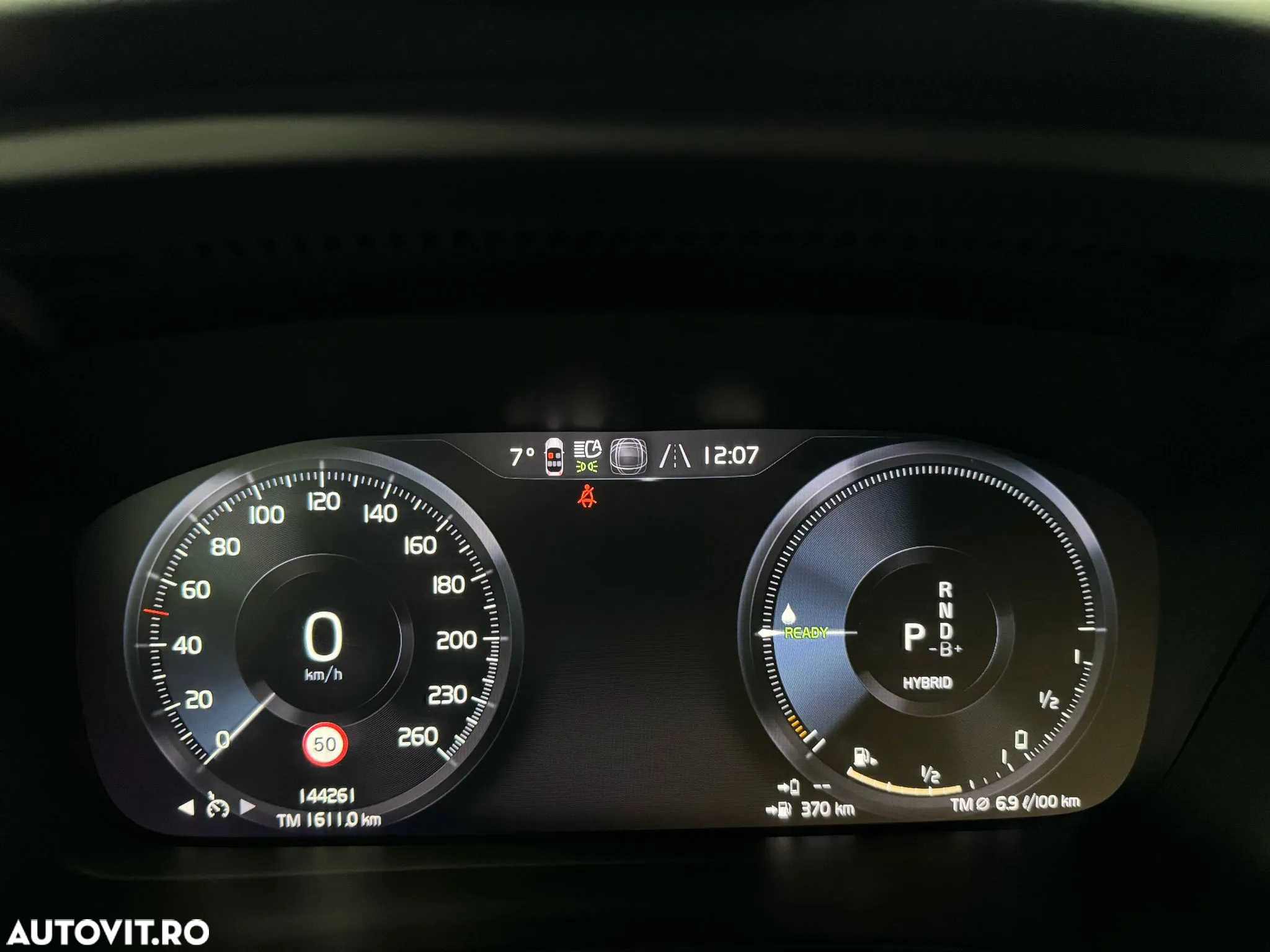 Volvo XC 40 T4 Recharge DKG Ultimate Dark - 24