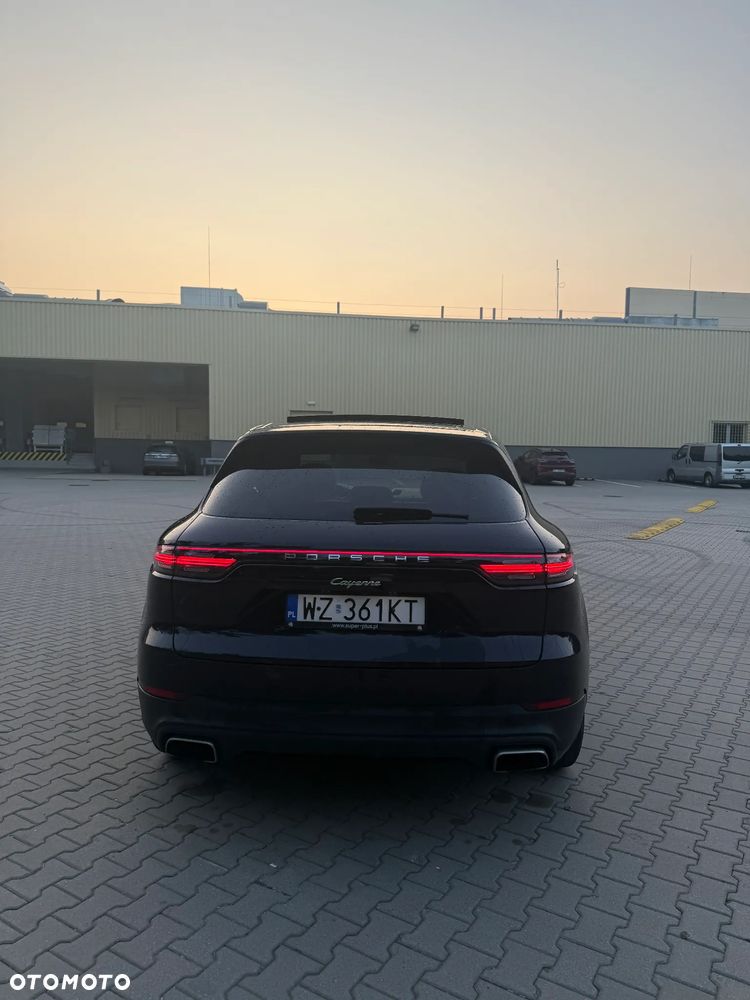 Porsche Cayenne - 8