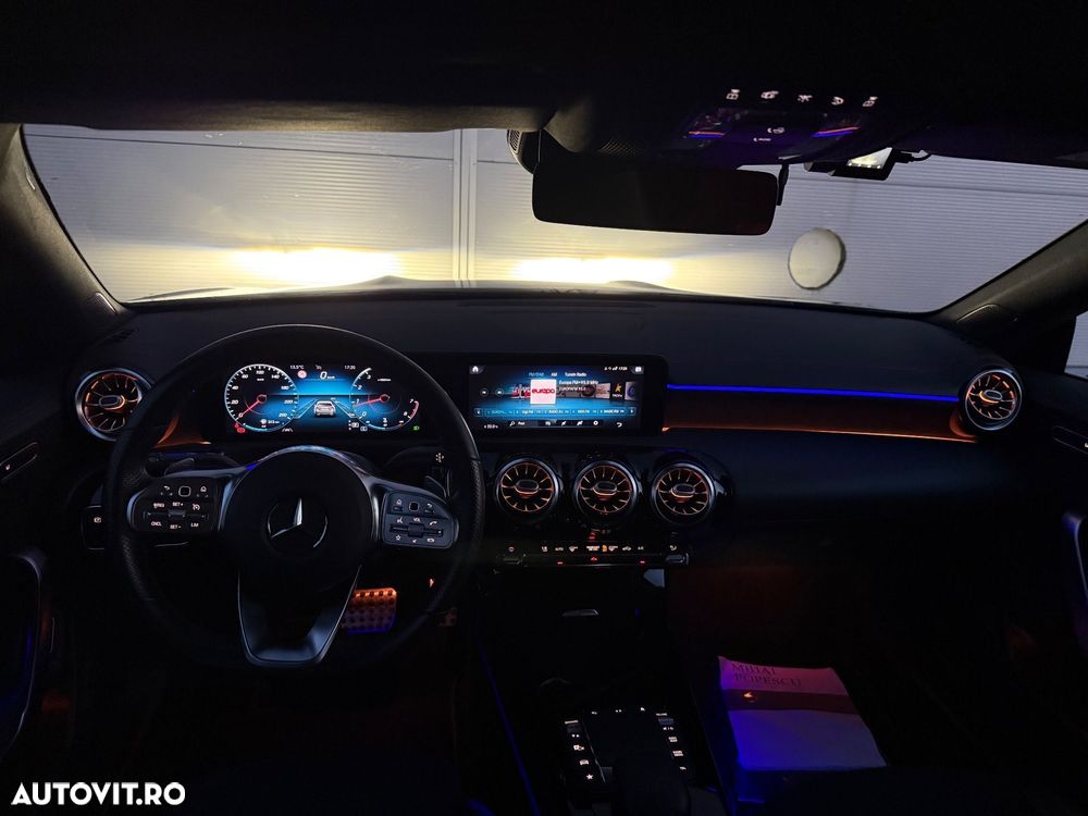 Mercedes-Benz CLA 180 7G-DCT AMG Line - 24