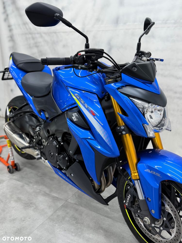 Suzuki GSX 1000 - 11