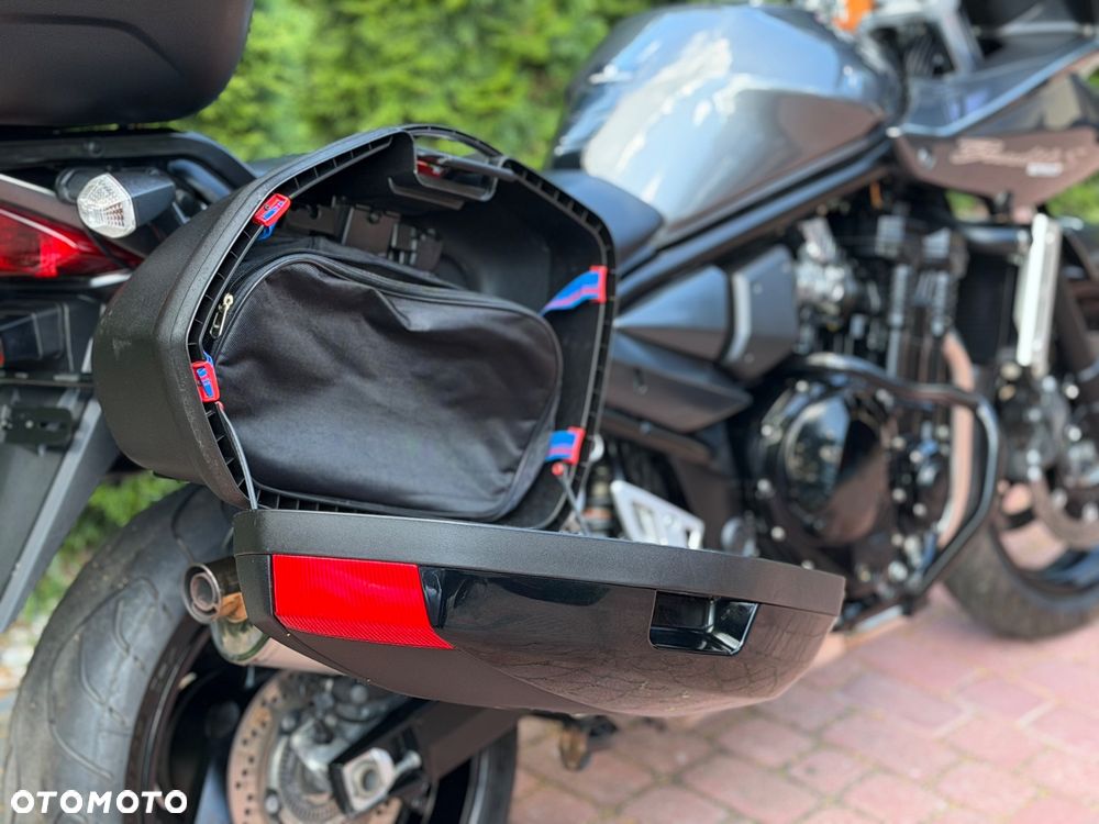 Suzuki Bandit - 24