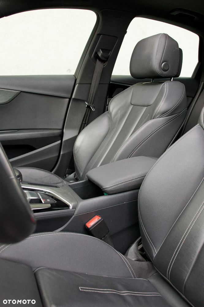 Audi A4 Limousine 2.0 TFSI quattro S tronic design - 22
