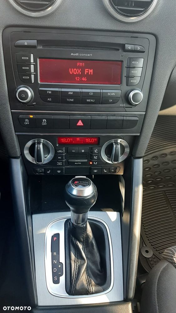 Audi A3 Sportback 1.4 TFSI S tronic Ambiente - 32