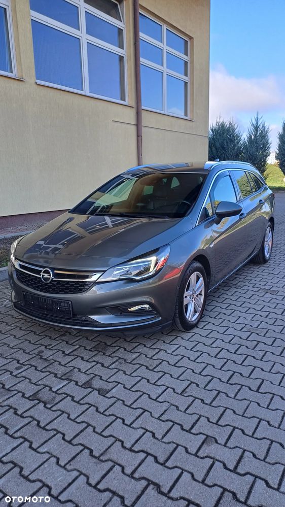 Opel Astra 1.6 D (CDTI) Start/Stop Sports Tourer Innovation - 1