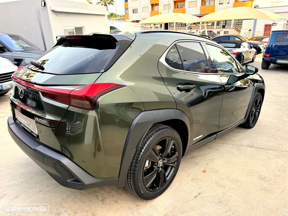 Lexus UX 250h Special Edition (LCA) - 4