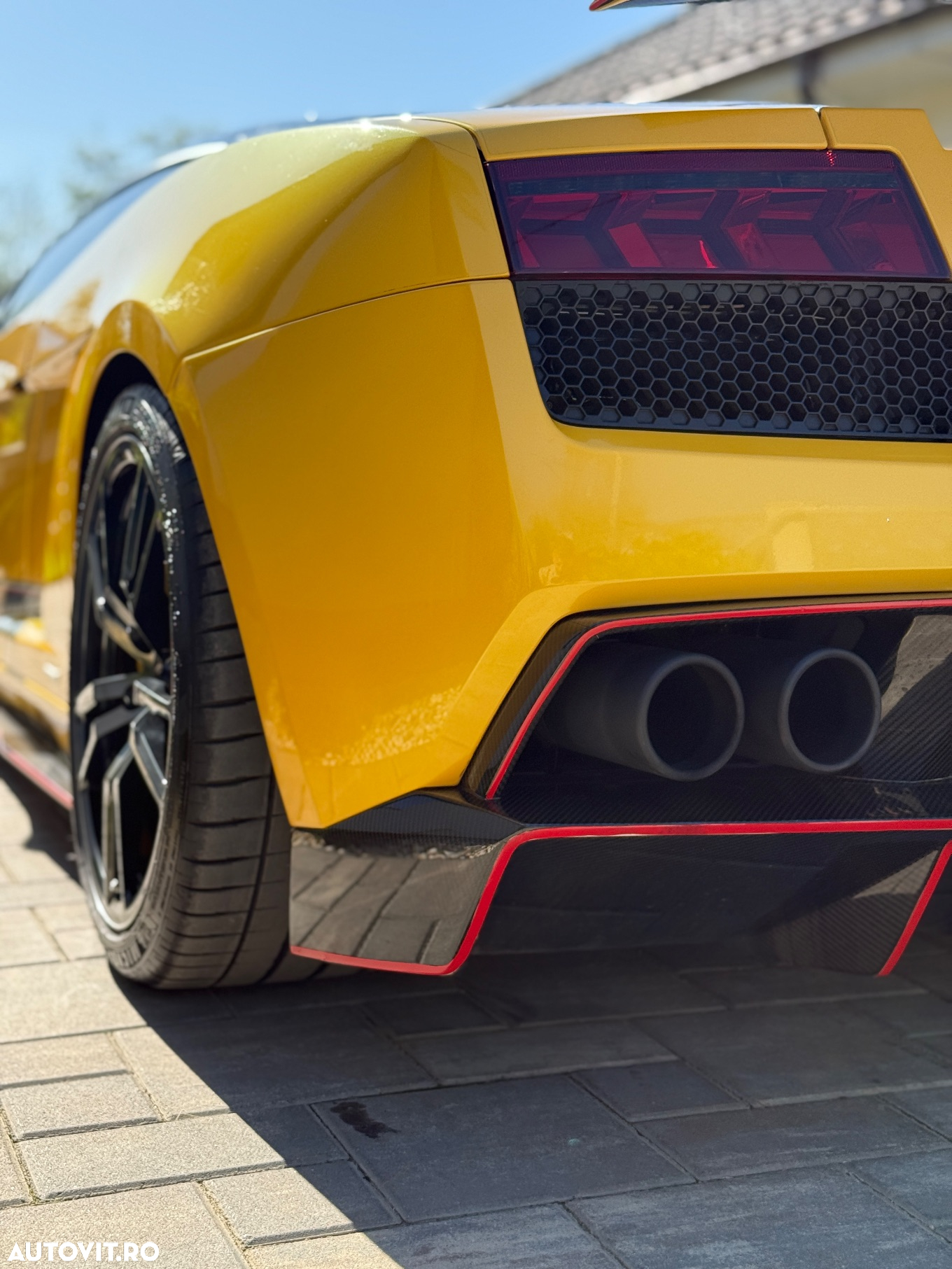 Lamborghini Gallardo LP570-4 E-Gear Superleggera - 12