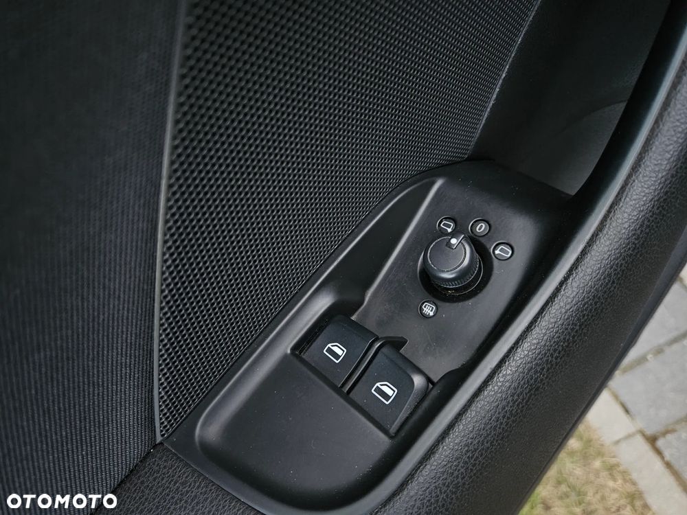 Audi A3 3-drzwiowe 1.6 TDI Attraction - 30