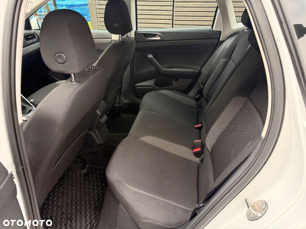 Volkswagen Polo 1.0 MPI Life - 12