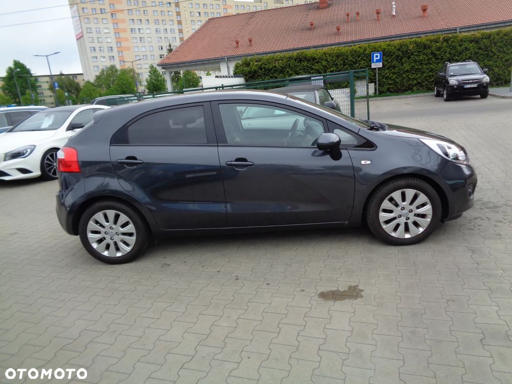 Kia Rio 1.4 Comfort - 8