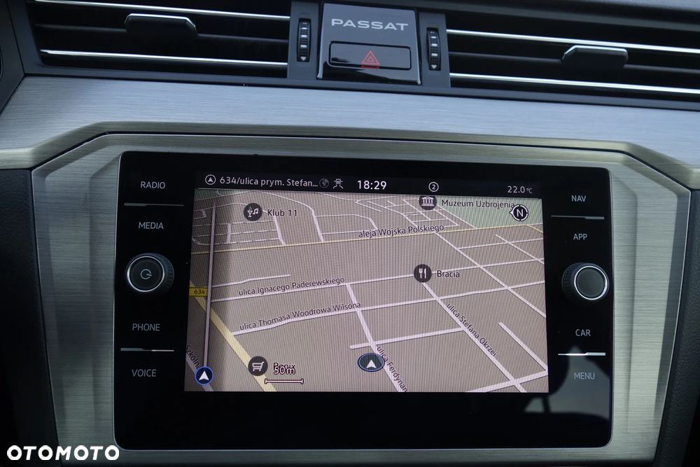 Volkswagen Passat 1.5 TSI EVO Business DSG - 20