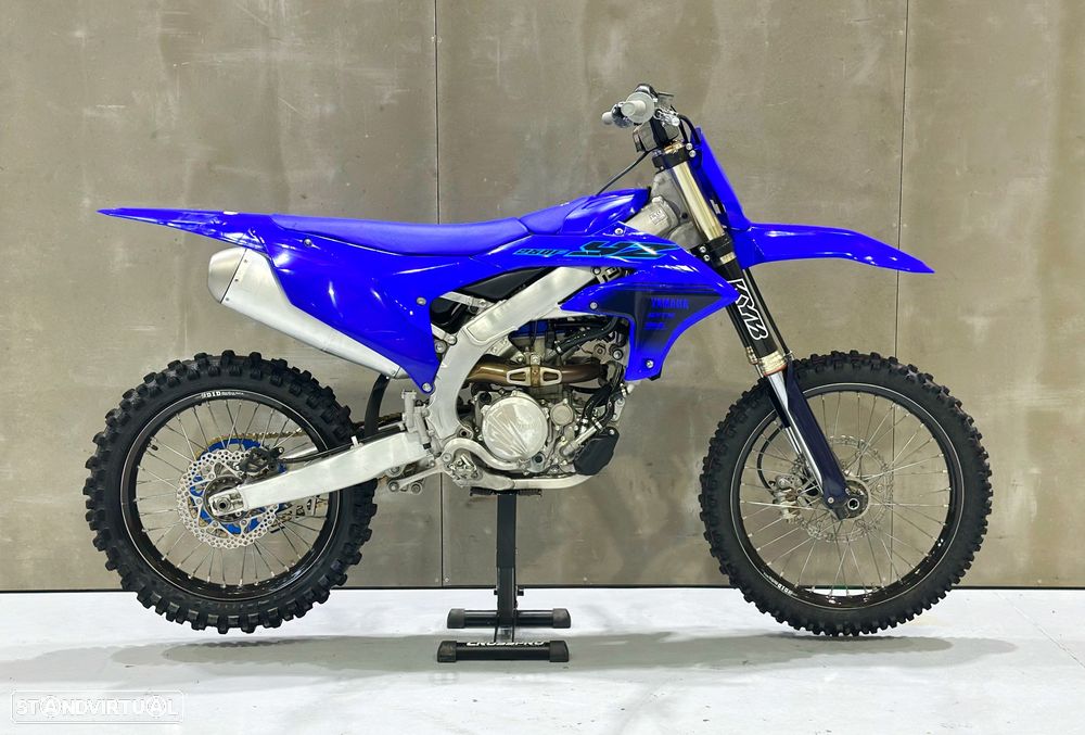 Yamaha YZ F - 6