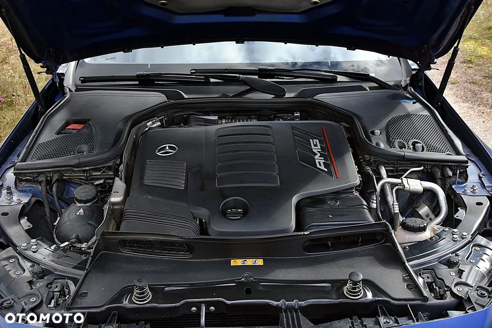Mercedes-Benz AMG GT - 40
