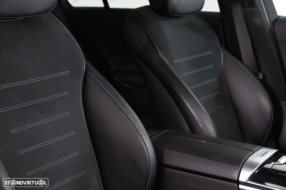Mercedes-Benz C 300 e AMG Line - 21