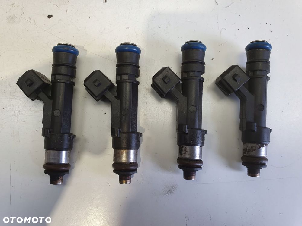 WTRYSKIWACZ Opel Corsa D 1.2 16V _ 0280158181 - 2