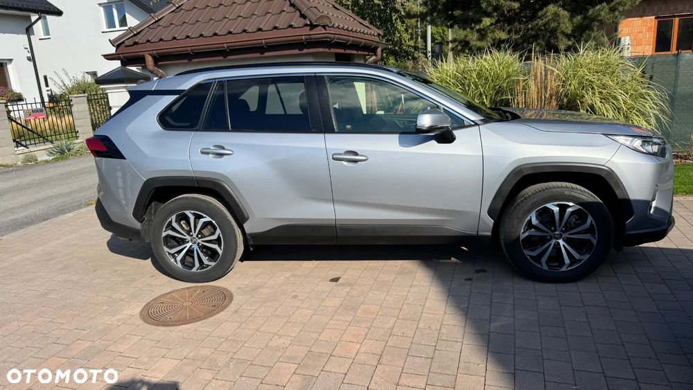 Toyota RAV4 - 2