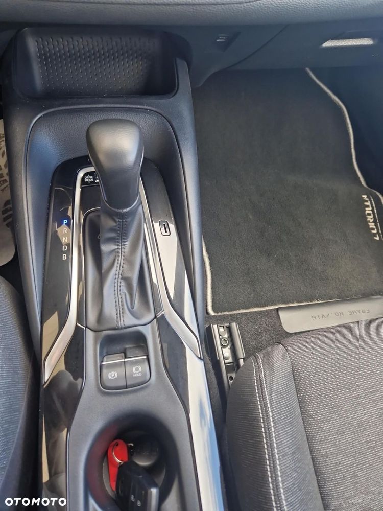 Toyota Corolla 1.8 Hybrid Comfort - 14