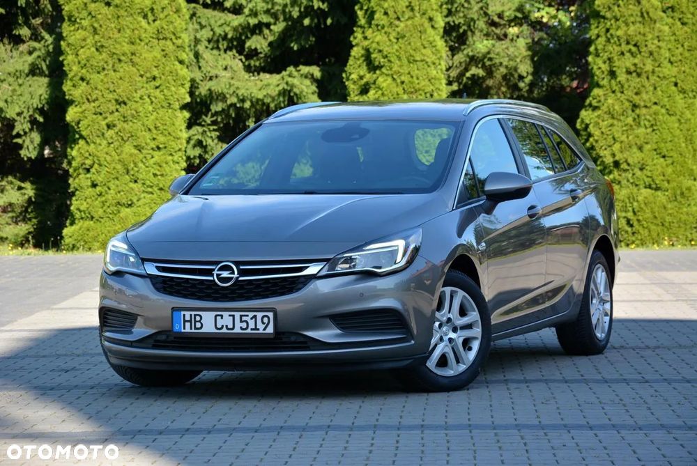 Opel Astra 1.4 Turbo Sports Tourer Dynamic - 4