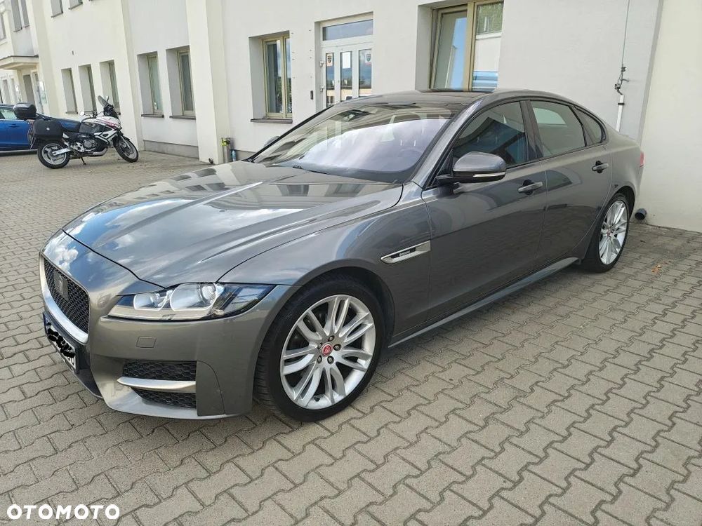 Jaguar XF 2.0 i4D AWD R-Sport - 1