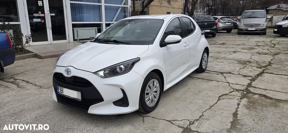 Toyota Yaris 1.0 L Eco - 3