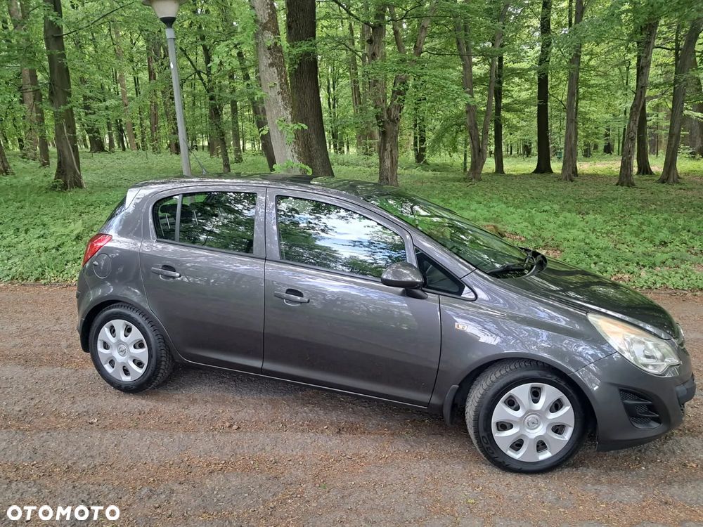 Opel Corsa 1.4 16V Enjoy - 2