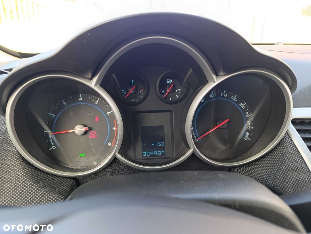 Chevrolet Cruze - 6