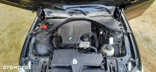 BMW Seria 3 328i - 27