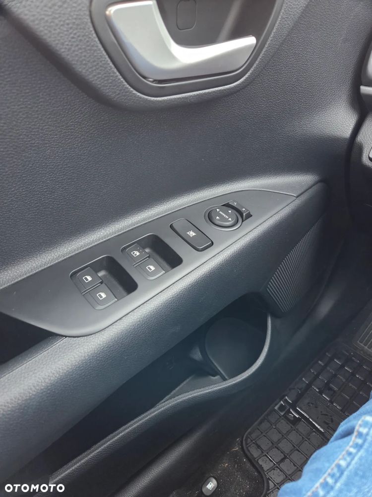 Kia Stonic 1.2 M - 32