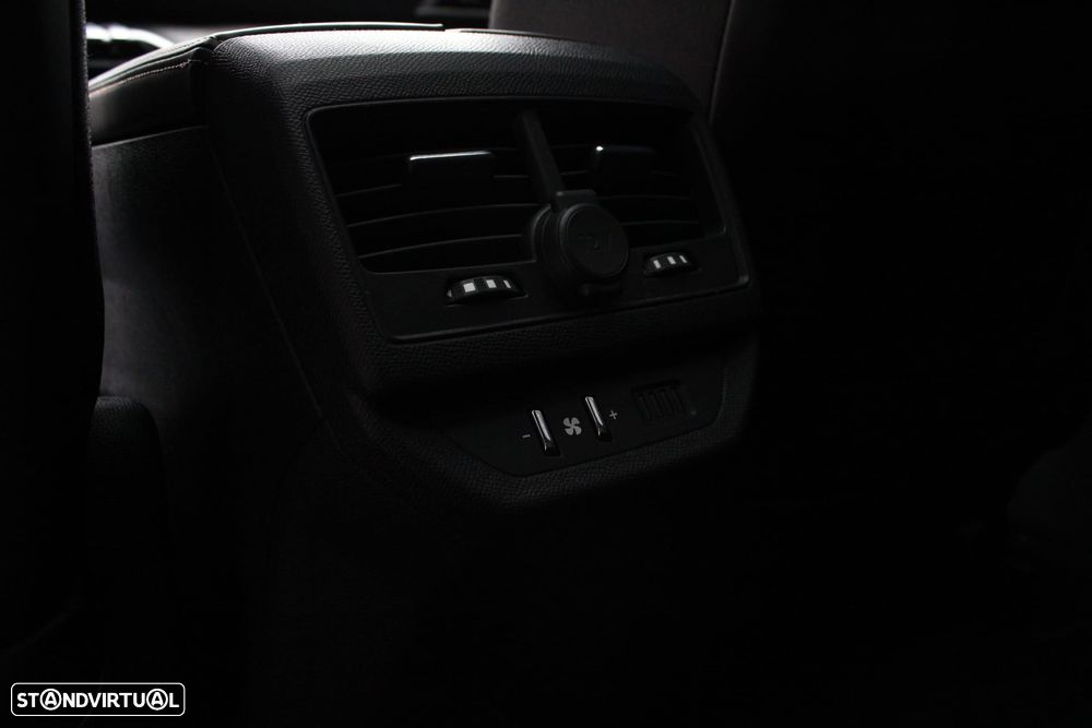 Peugeot 5008 2.0 BlueHDi GT EAT6 - 32