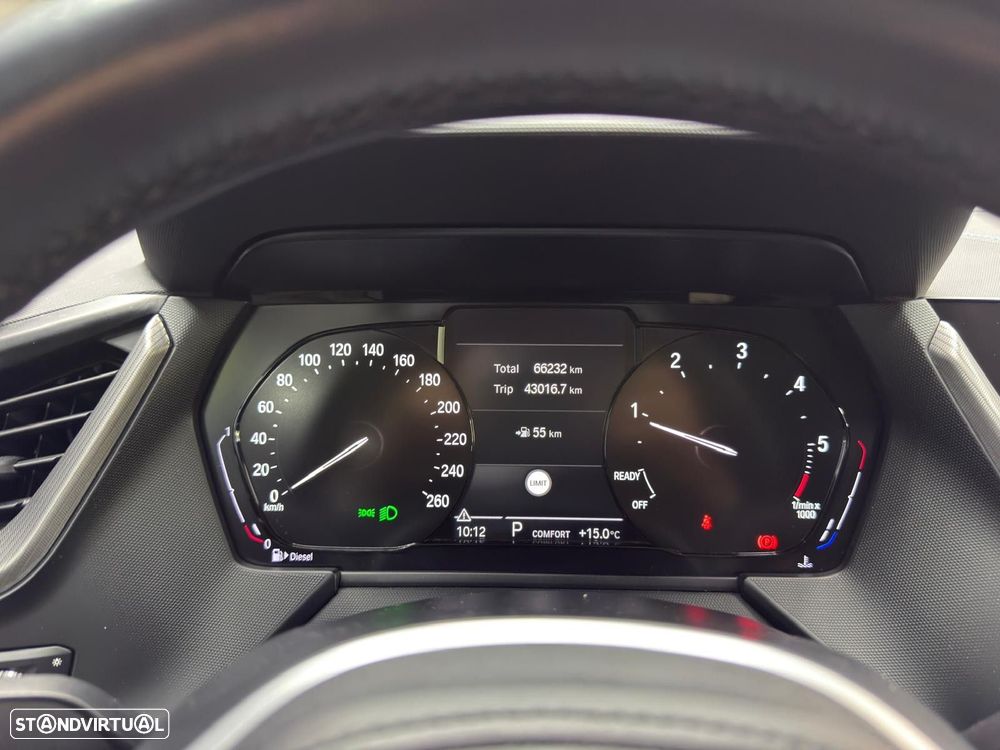 BMW 116 d Pack Desportivo M Auto - 22