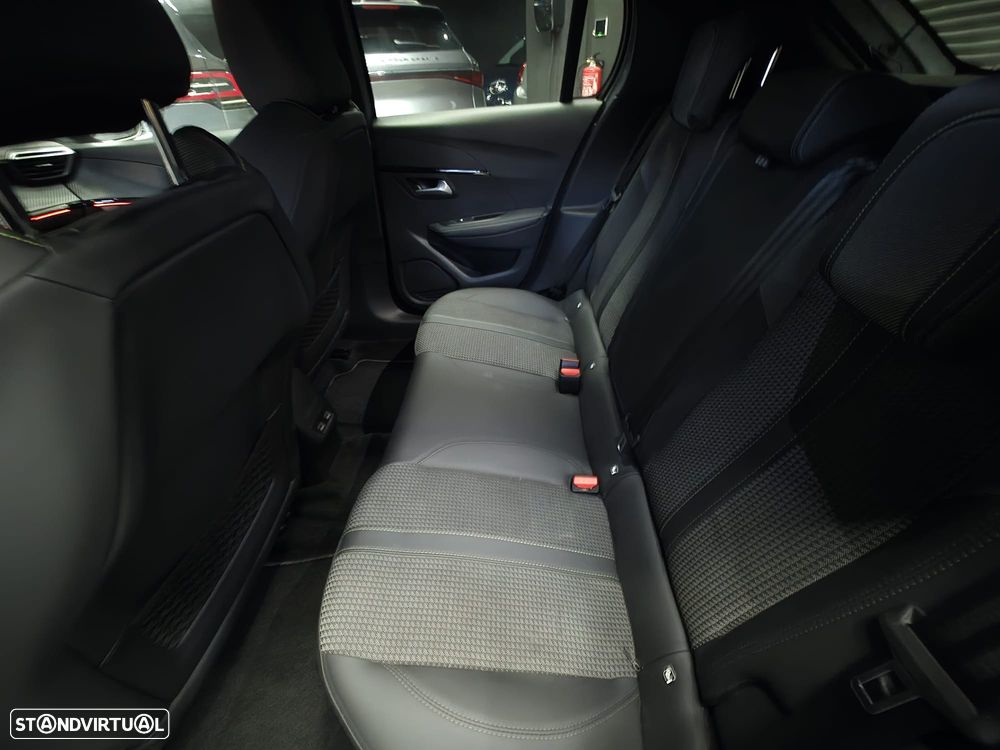 Peugeot e-208 50 kWh GT Line - 14