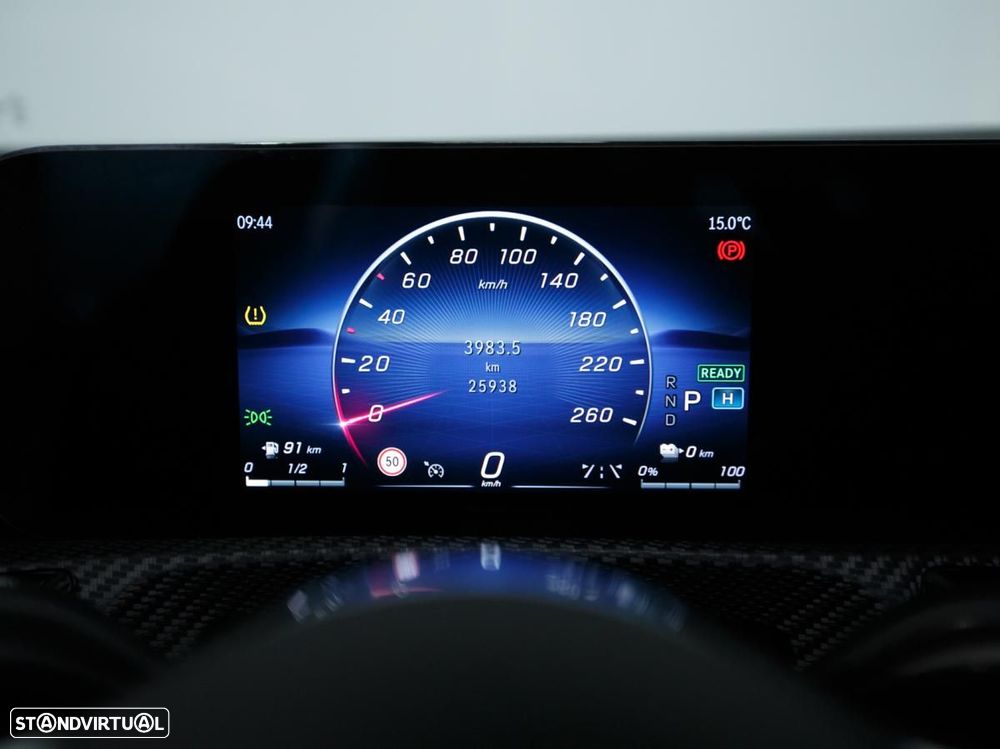 Mercedes-Benz A 250 e - 26