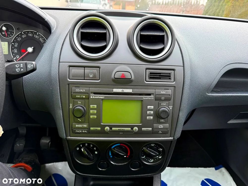 Ford Fiesta 1.3 Style - 30