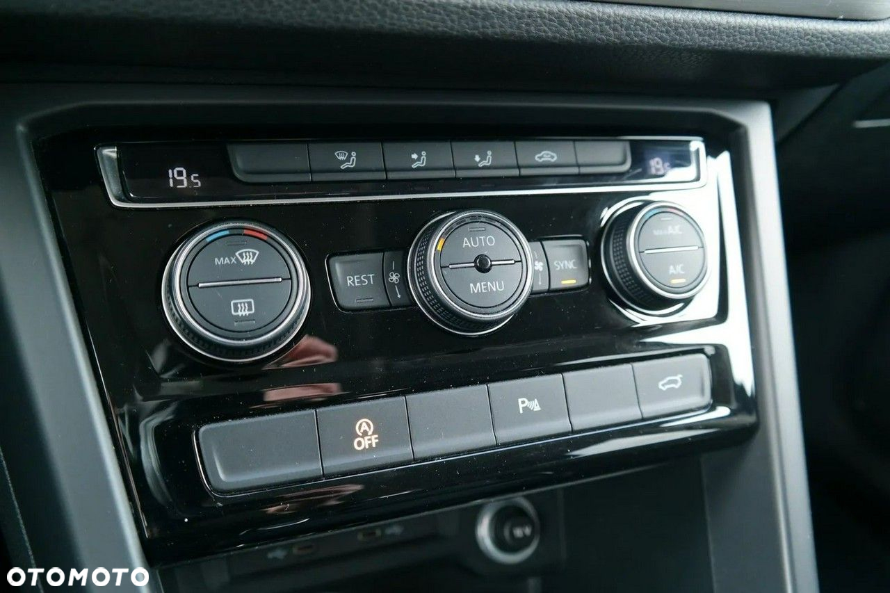 Volkswagen Touran 1.5 TSI EVO Comfortline DSG - 28