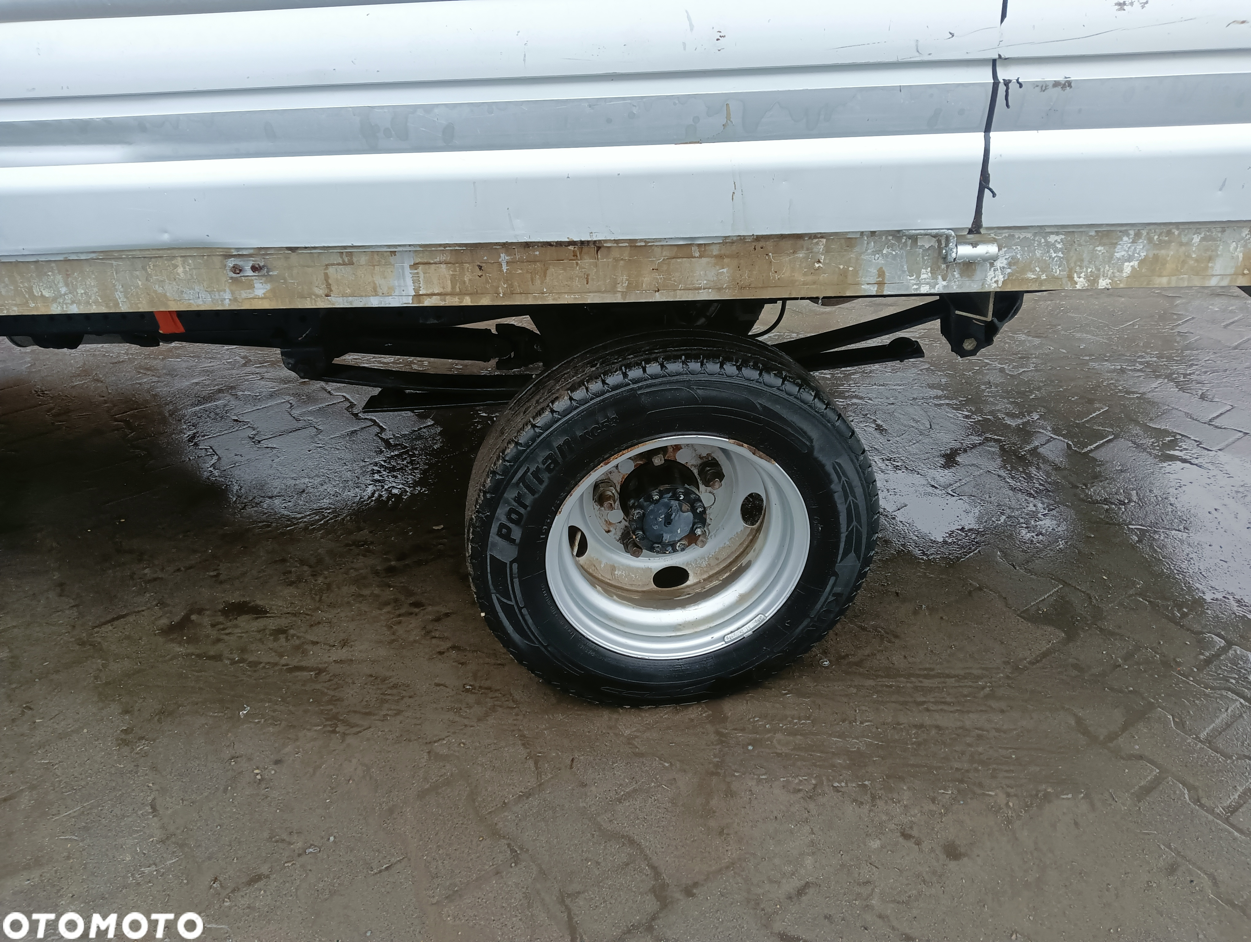 Isuzu N21 - 9