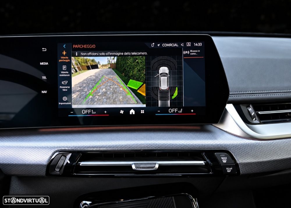 BMW iX1 xDrive30 M Sport Pack - 19